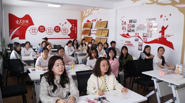 扇舞古韻，文化沁心——潤澤書院舉辦DIY團扇文化藝術體驗活動